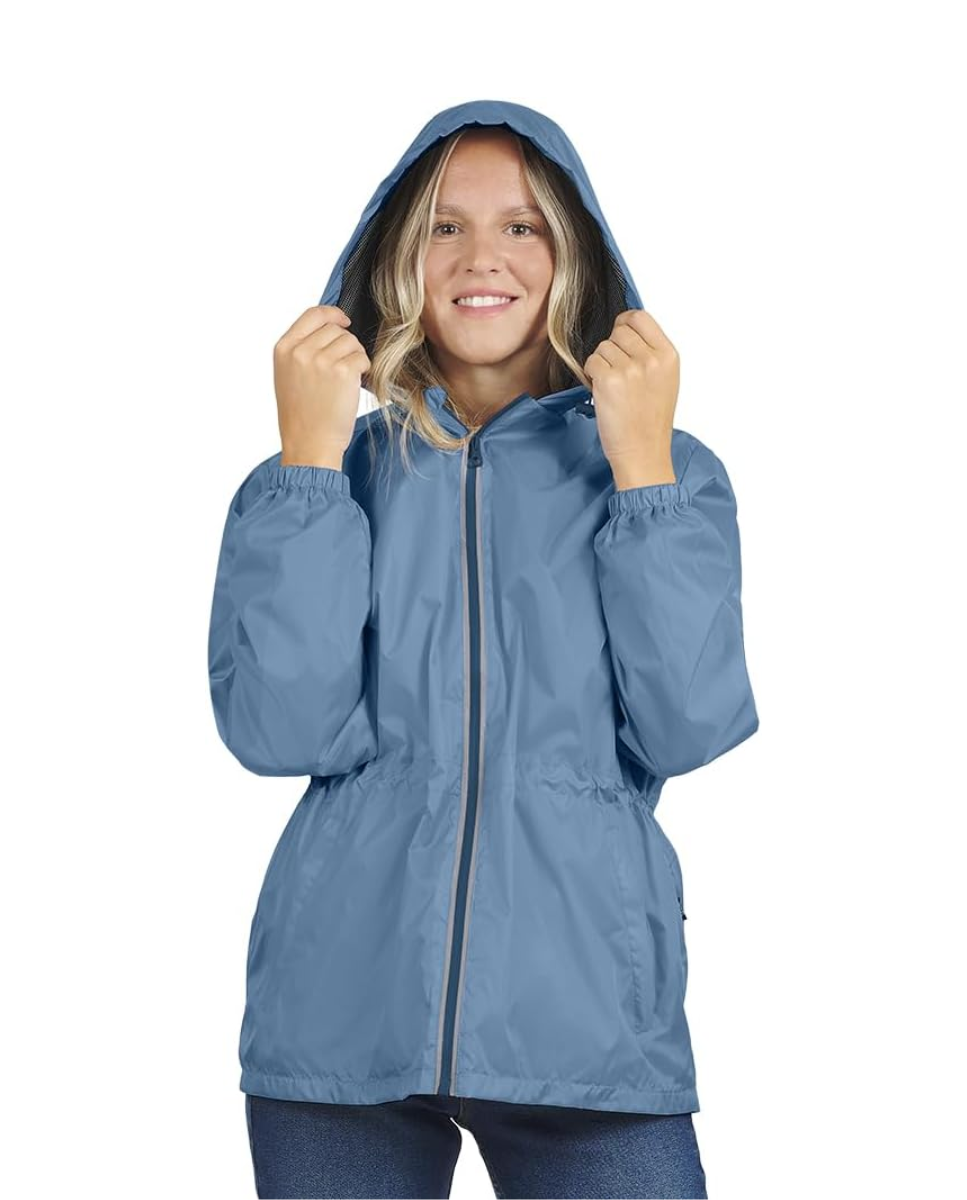 Pack de Chubasqueros de mujer: Estilo y Protección en la Lluvia